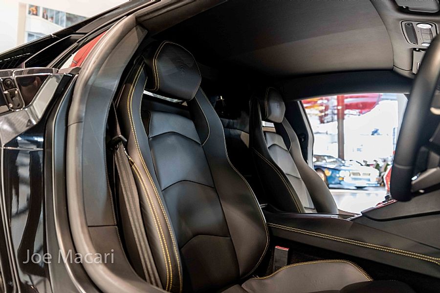 2013 Lamborghini Aventador LP700-4
