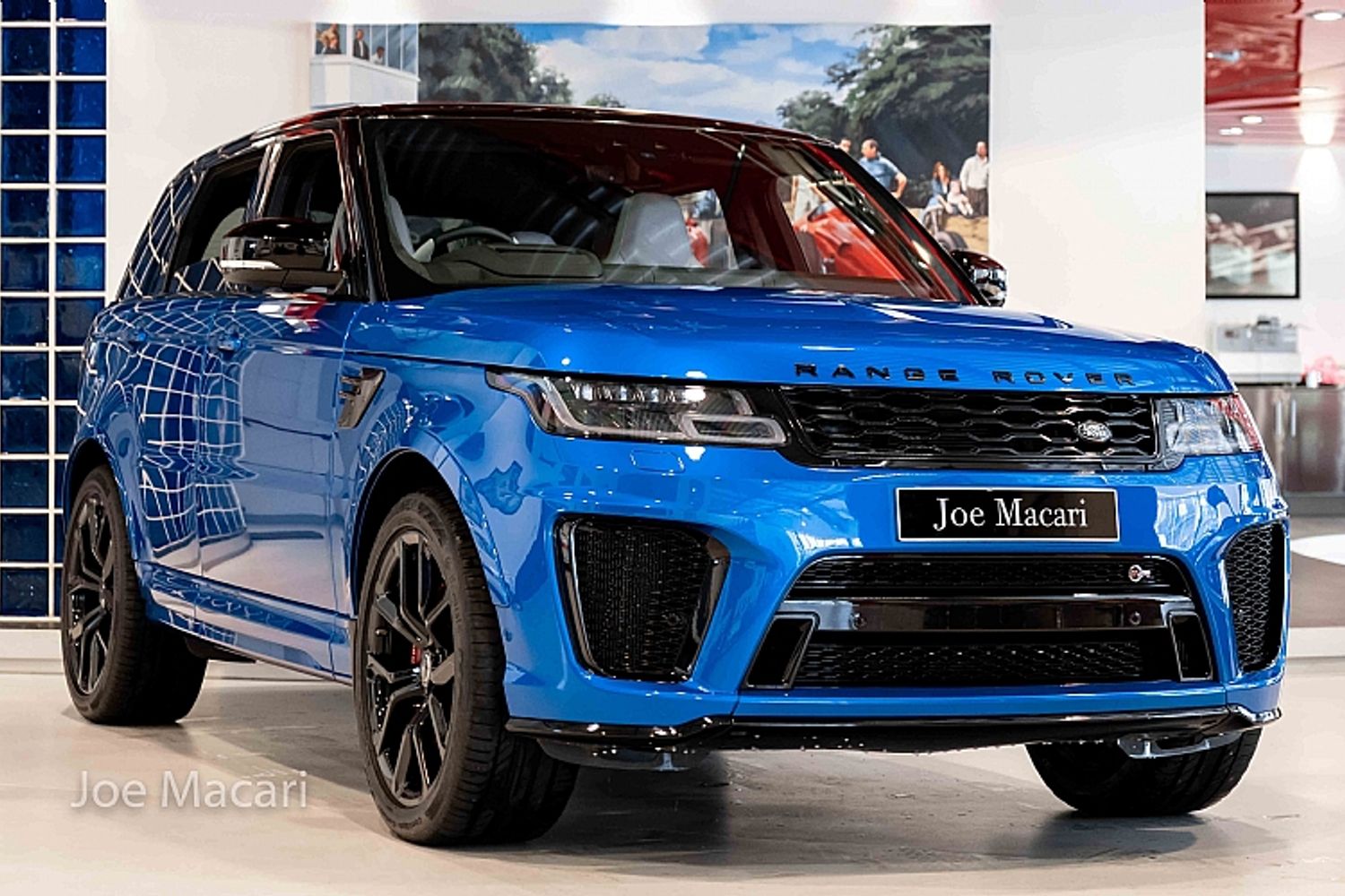 2018 Range Rover Sport SVR