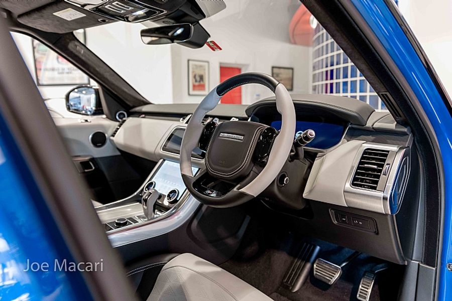 2018 Range Rover Sport SVR