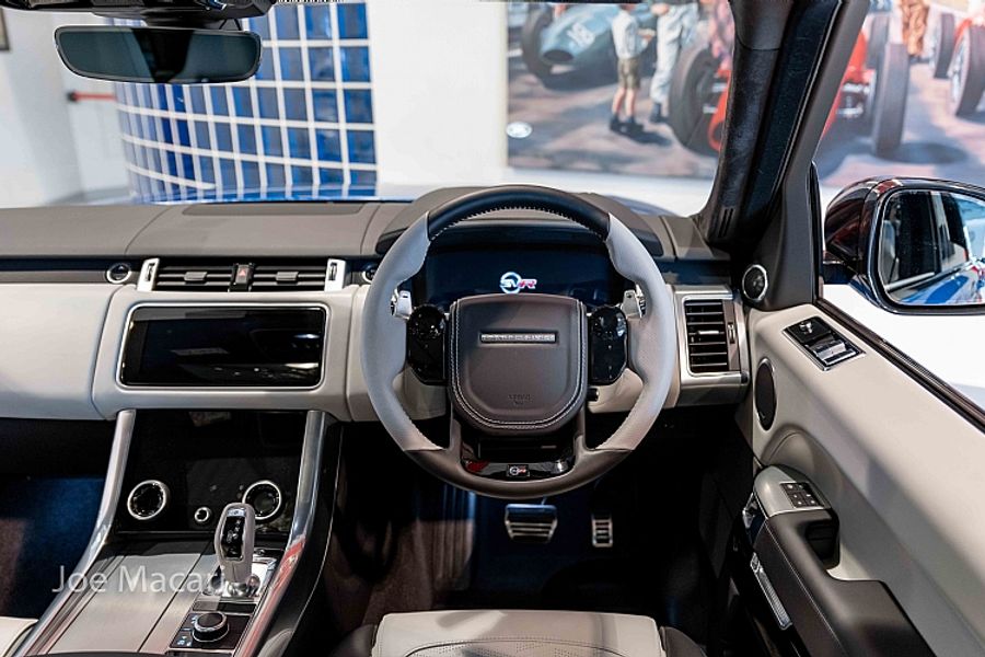 2018 Range Rover Sport SVR
