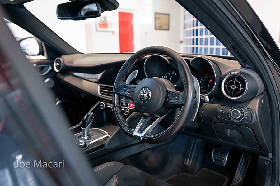 2018 Alfa Romeo Giulia Quadrifoglio