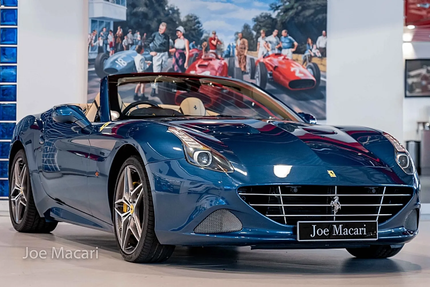 2016 Ferrari California T