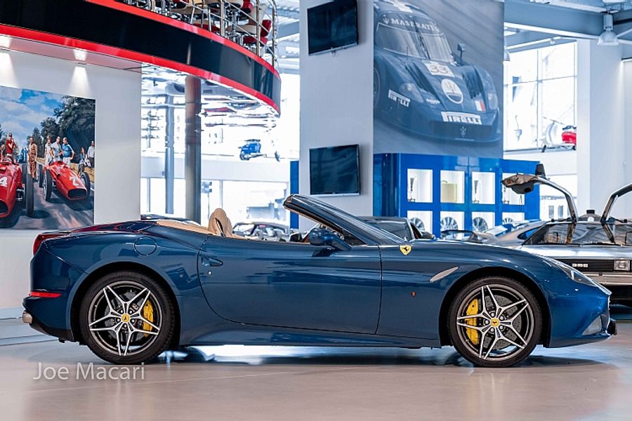 2016 Ferrari California T
