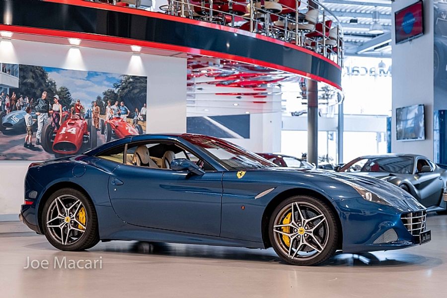 2016 Ferrari California T