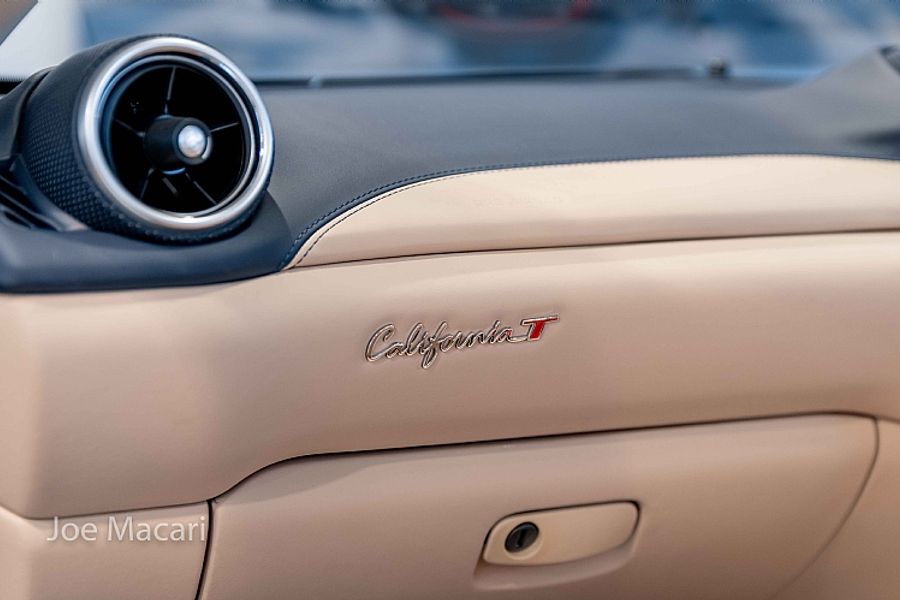 2016 Ferrari California T
