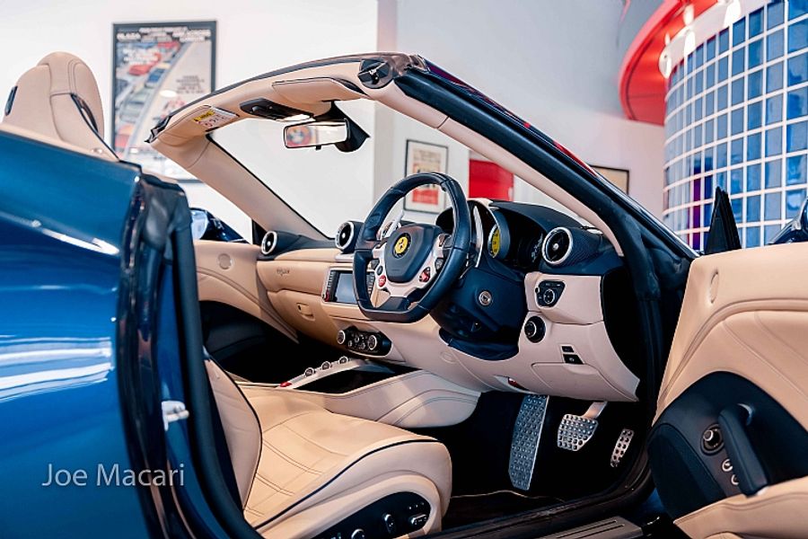 2016 Ferrari California T