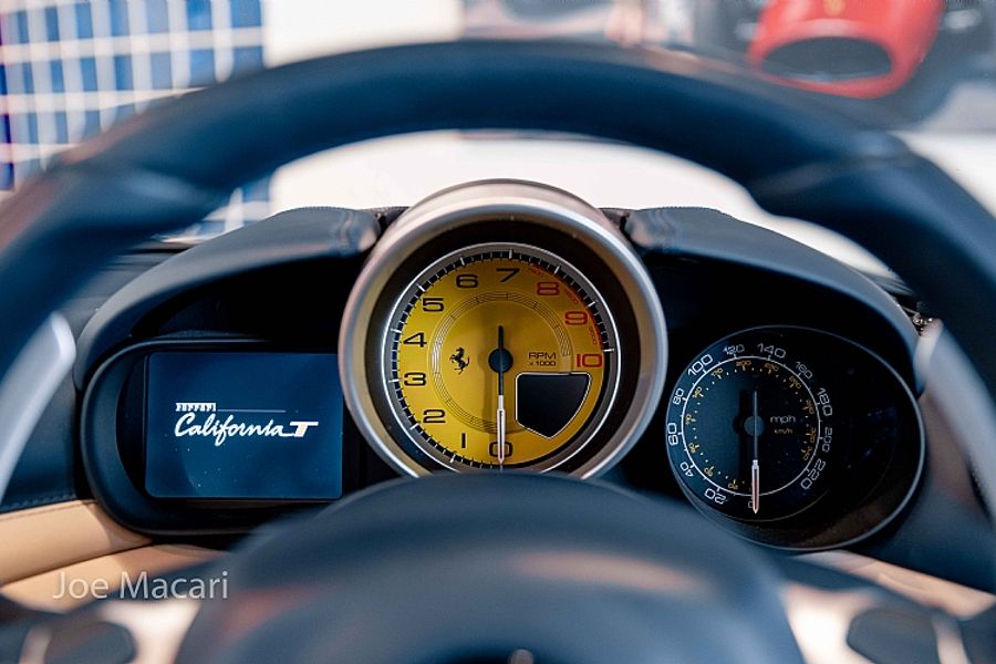2016 Ferrari California T