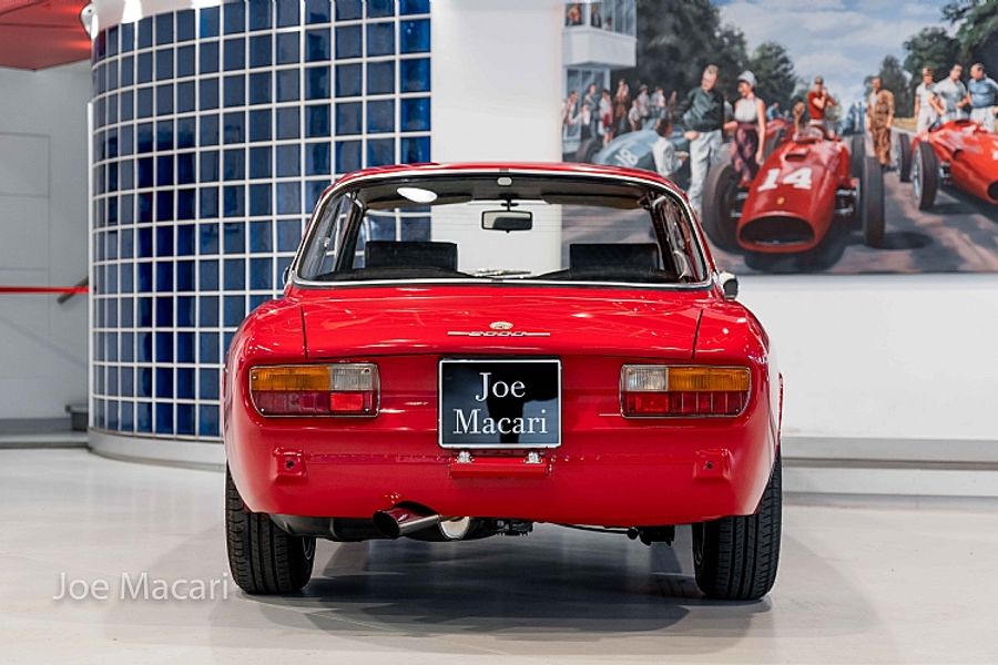 1972 Alfa Romeo 2000 GTV