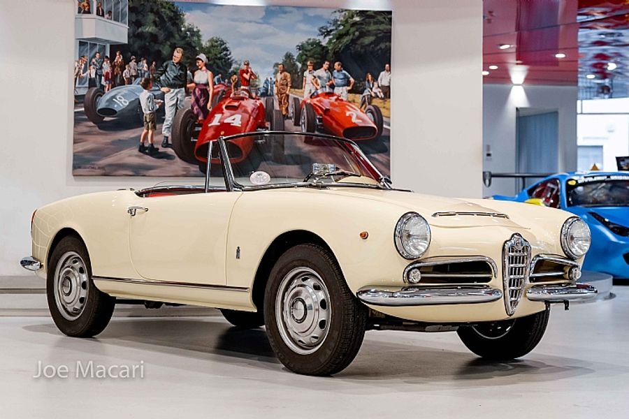 1963 Alfa Romeo Giulia Spider