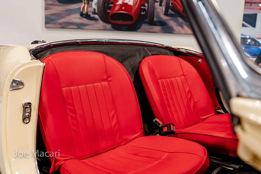 1963 Alfa Romeo Giulia Spider