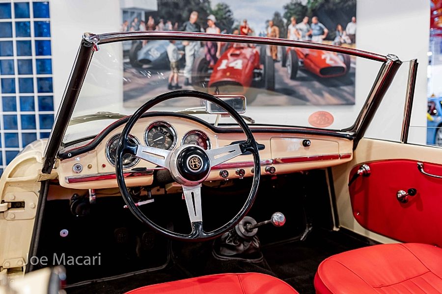 1963 Alfa Romeo Giulia Spider