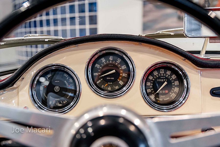 1963 Alfa Romeo Giulia Spider