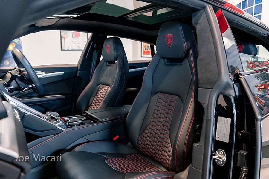 2019 Lamborghini Urus