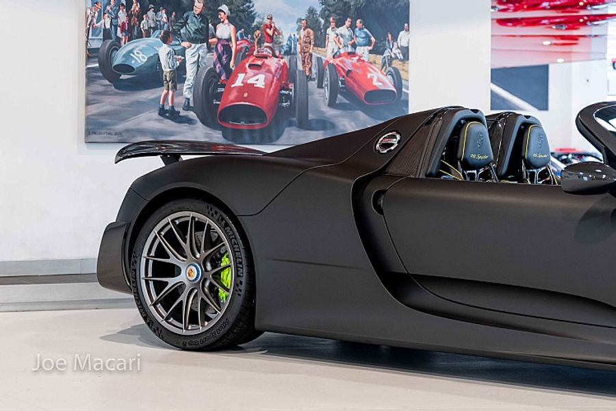 2015 Porsche 918 Spyder Weissach