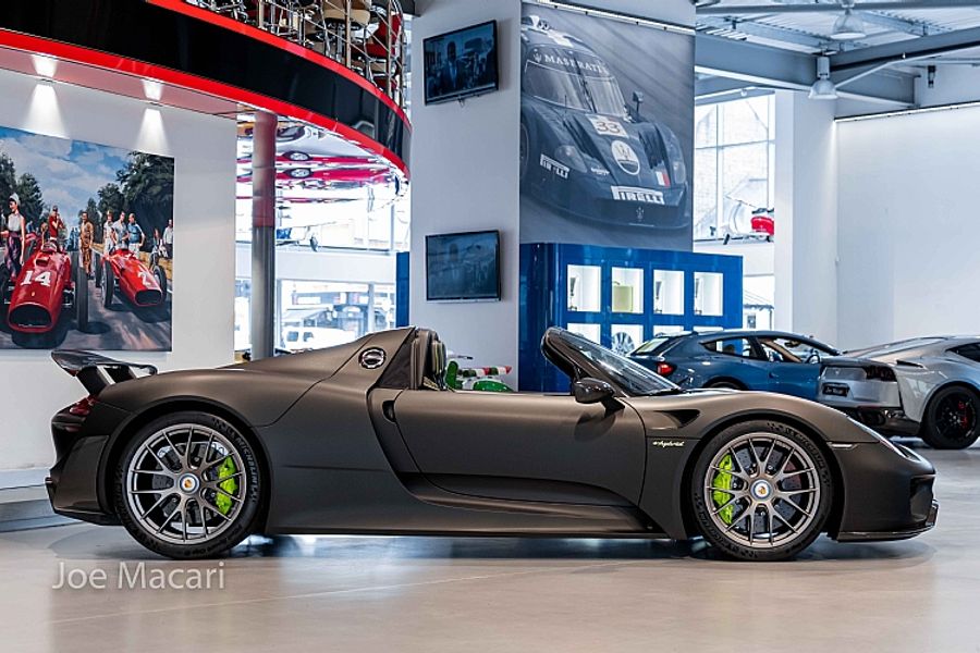 2015 Porsche 918 Spyder Weissach