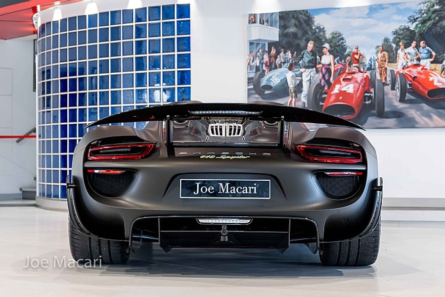 2015 Porsche 918 Spyder Weissach