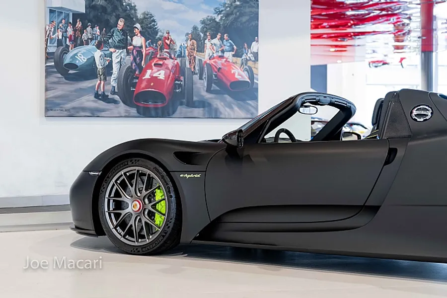 2015 Porsche 918 Spyder Weissach