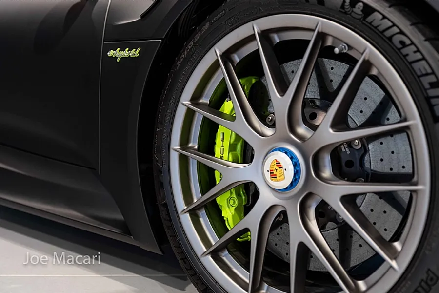 2015 Porsche 918 Spyder Weissach