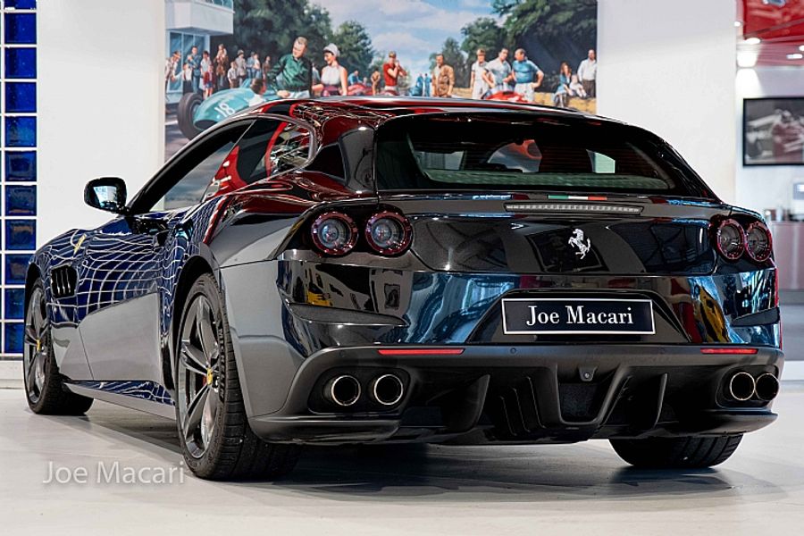 2017 Ferrari GTC4 Lusso V12