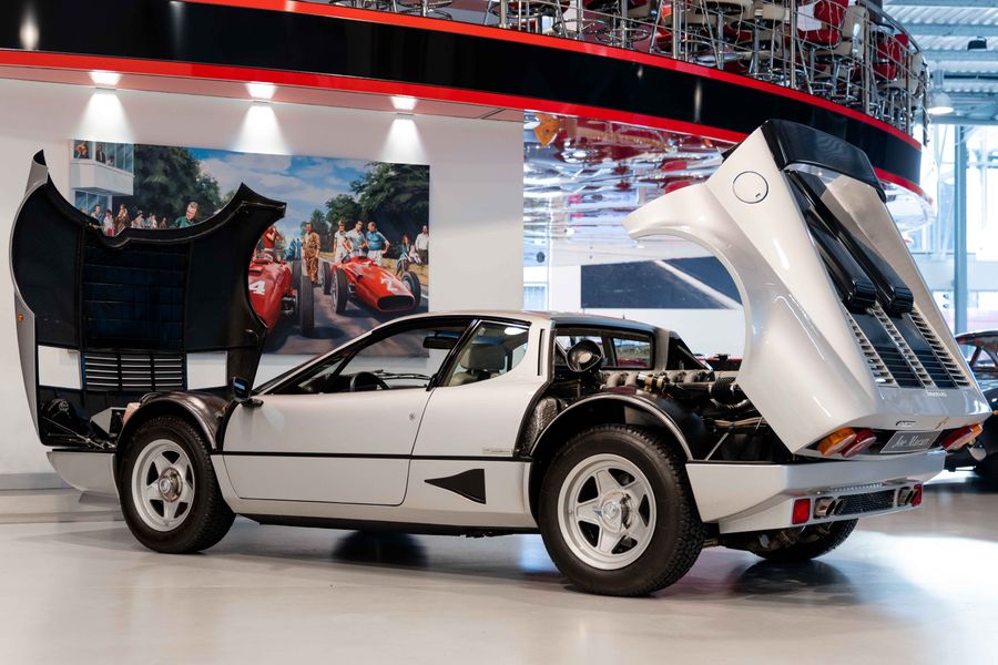 Ferrari 512BBi