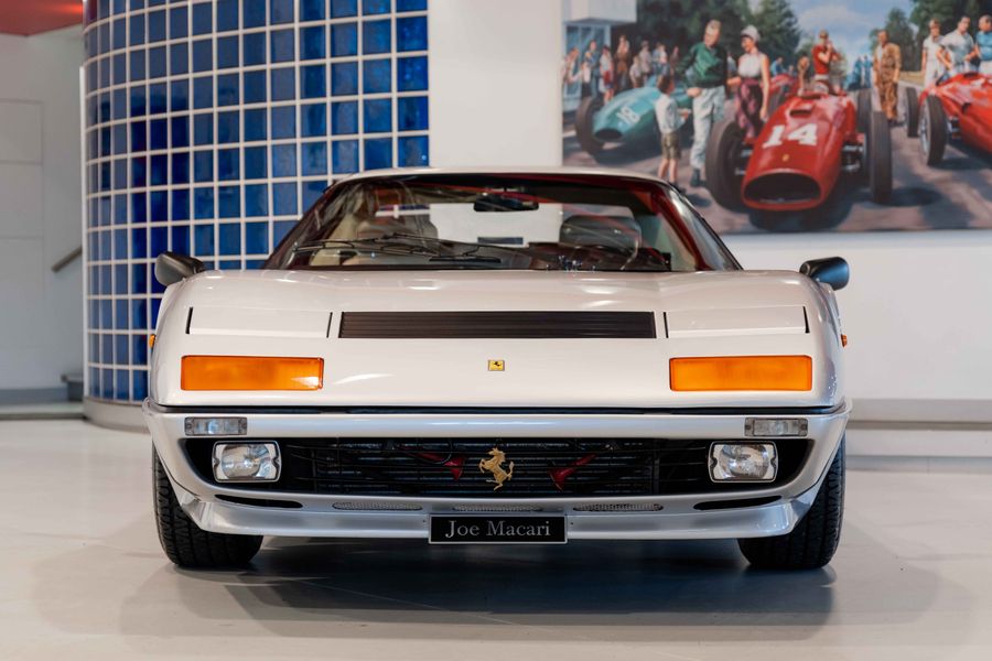 Ferrari 512BBi