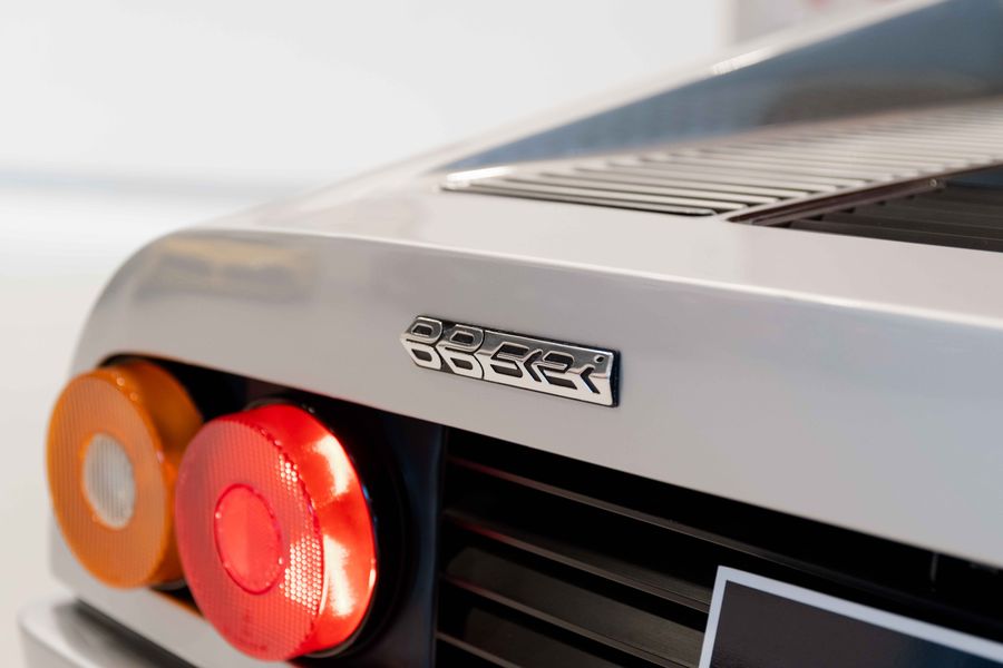 Ferrari 512BBi