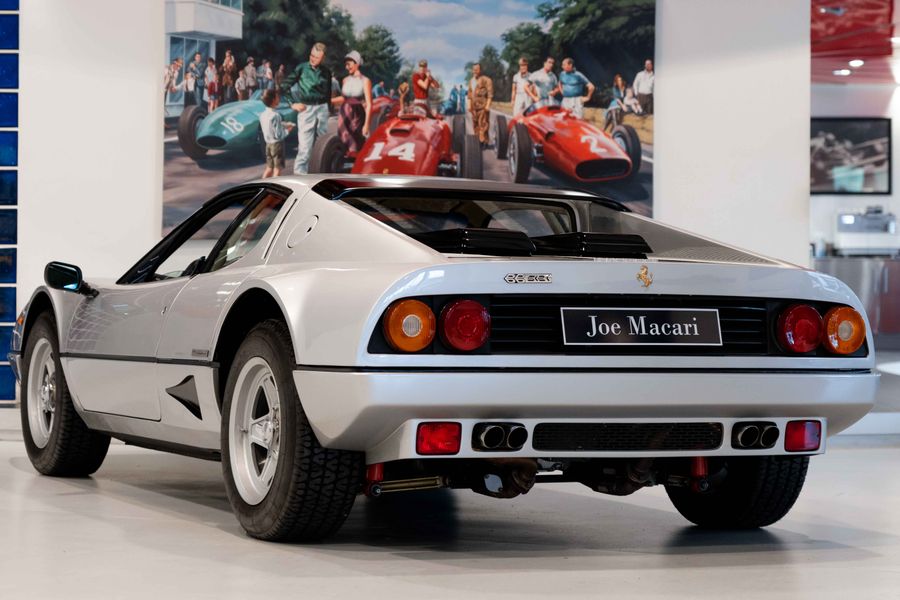 Ferrari 512BBi