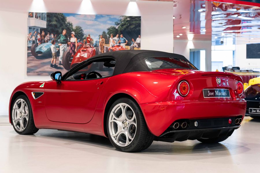 2010 Alfa Romeo 8C Spider