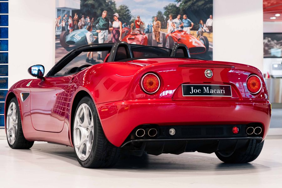 2010 Alfa Romeo 8C Spider