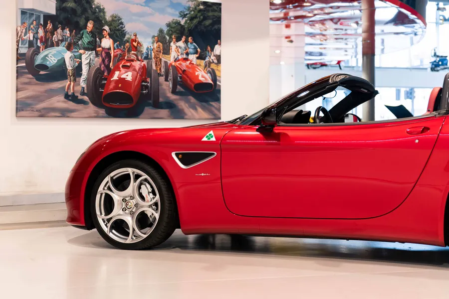 2010 Alfa Romeo 8C Spider