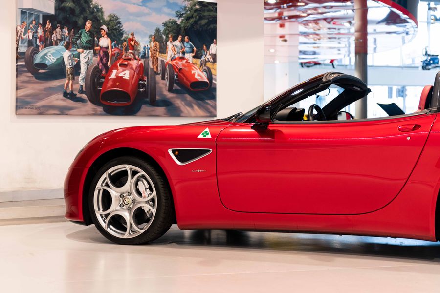 2010 Alfa Romeo 8C Spider