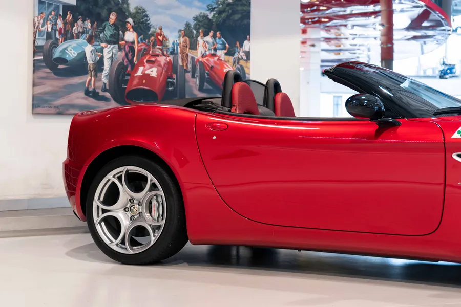 2010 Alfa Romeo 8C Spider