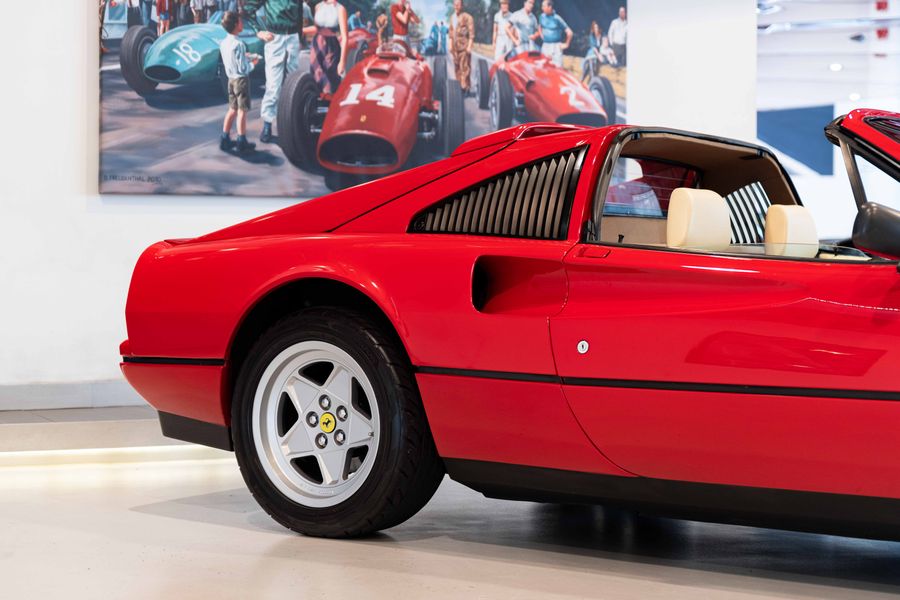 1986 Ferrari 328 GTS