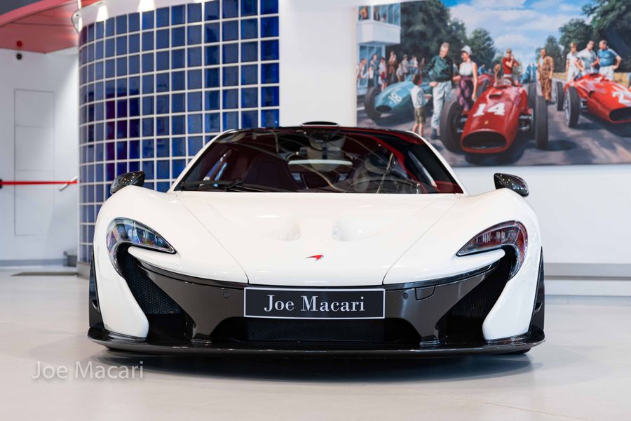 2013 McLaren P1