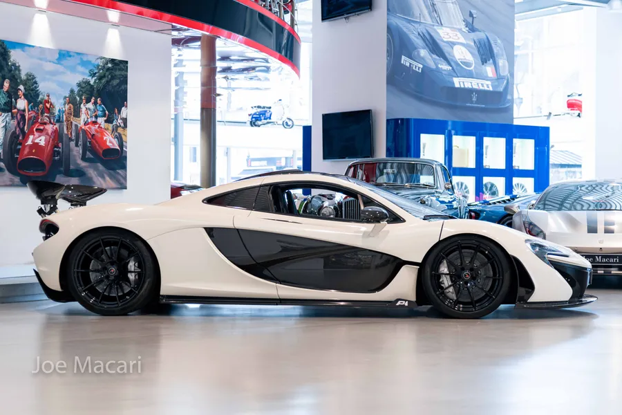 2013 McLaren P1