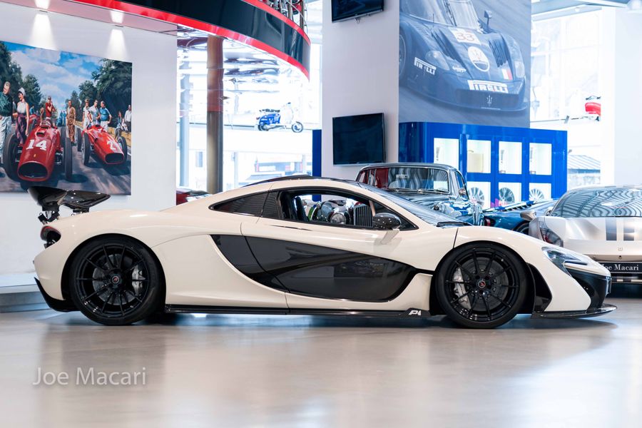 2013 McLaren P1