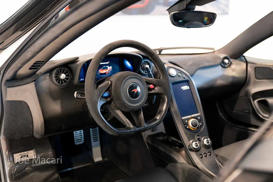 2013 McLaren P1