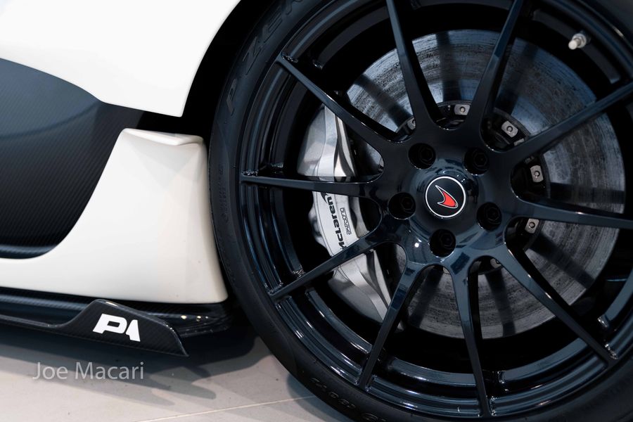 2013 McLaren P1