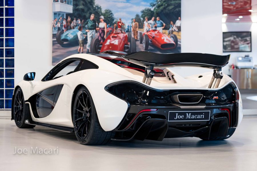 2013 McLaren P1