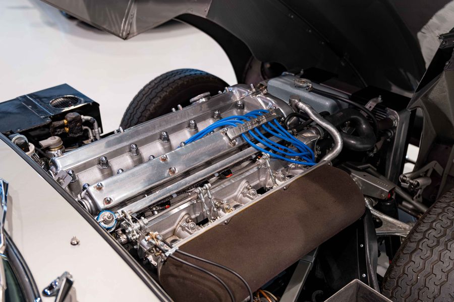 Jaguar E-Type Series 1 FHC