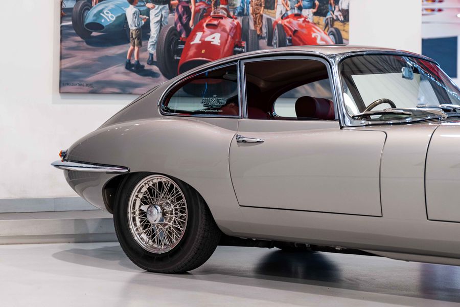 Jaguar E-Type Series 1 FHC