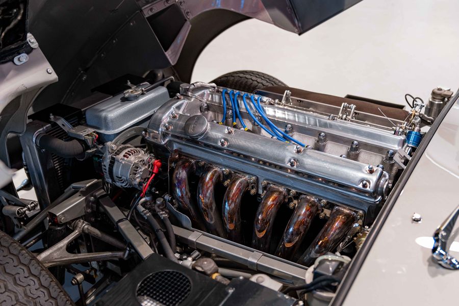 Jaguar E-Type Series 1 FHC