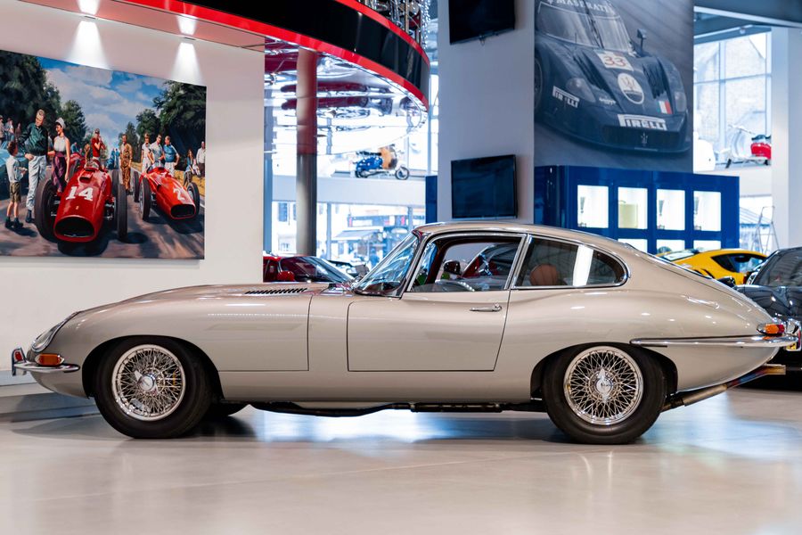 Jaguar E-Type Series 1 FHC