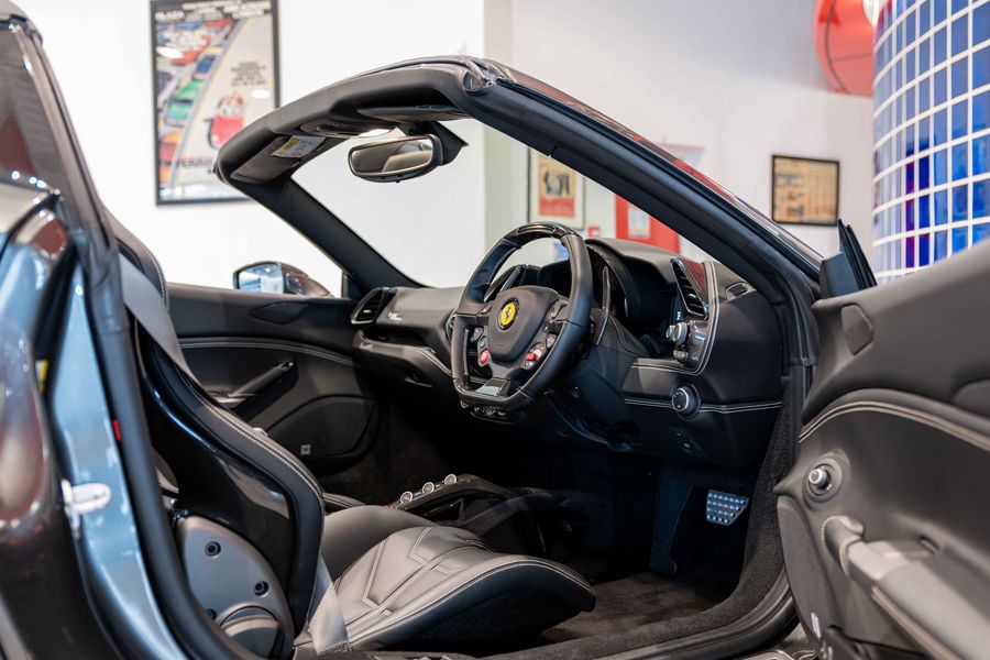 Ferrari 488 Spider