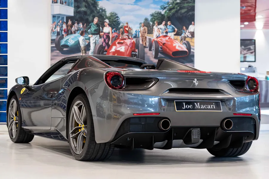 Ferrari 488 Spider