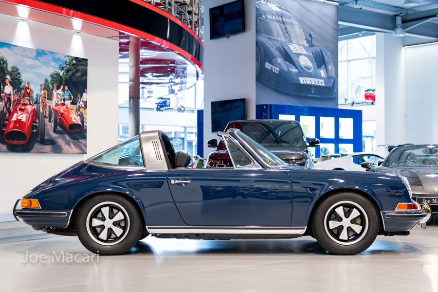 1971 Porsche 911T Targa 2.2