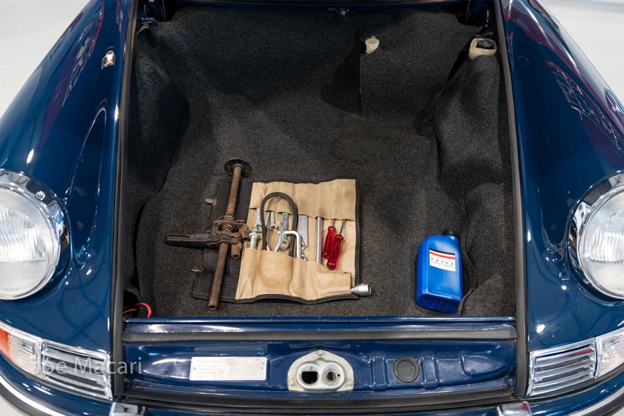 1971 Porsche 911T Targa 2.2