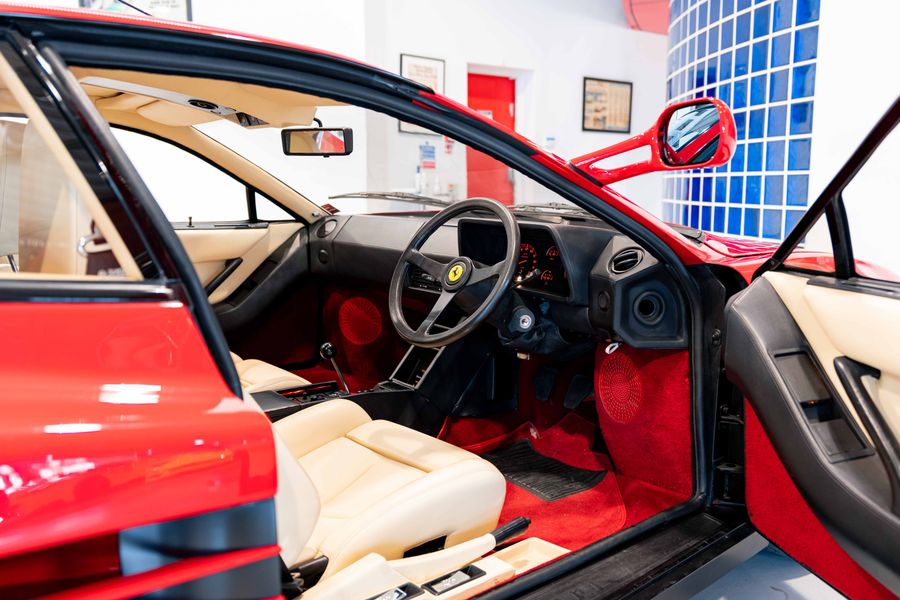Ferrari Testarossa Monospecchio