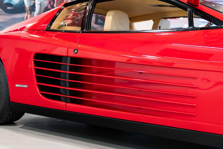 Ferrari Testarossa Monospecchio
