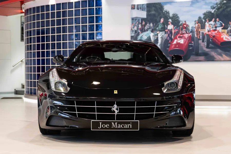 Ferrari FF